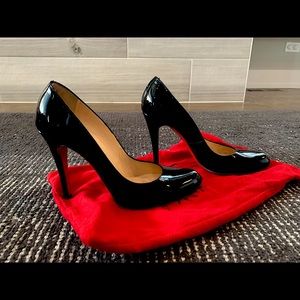 Christian Louboutin Décolleté 868 100 patent calf